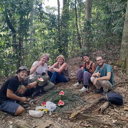 Wisma Batu Mandi Bukit Lawang Kültér fotó