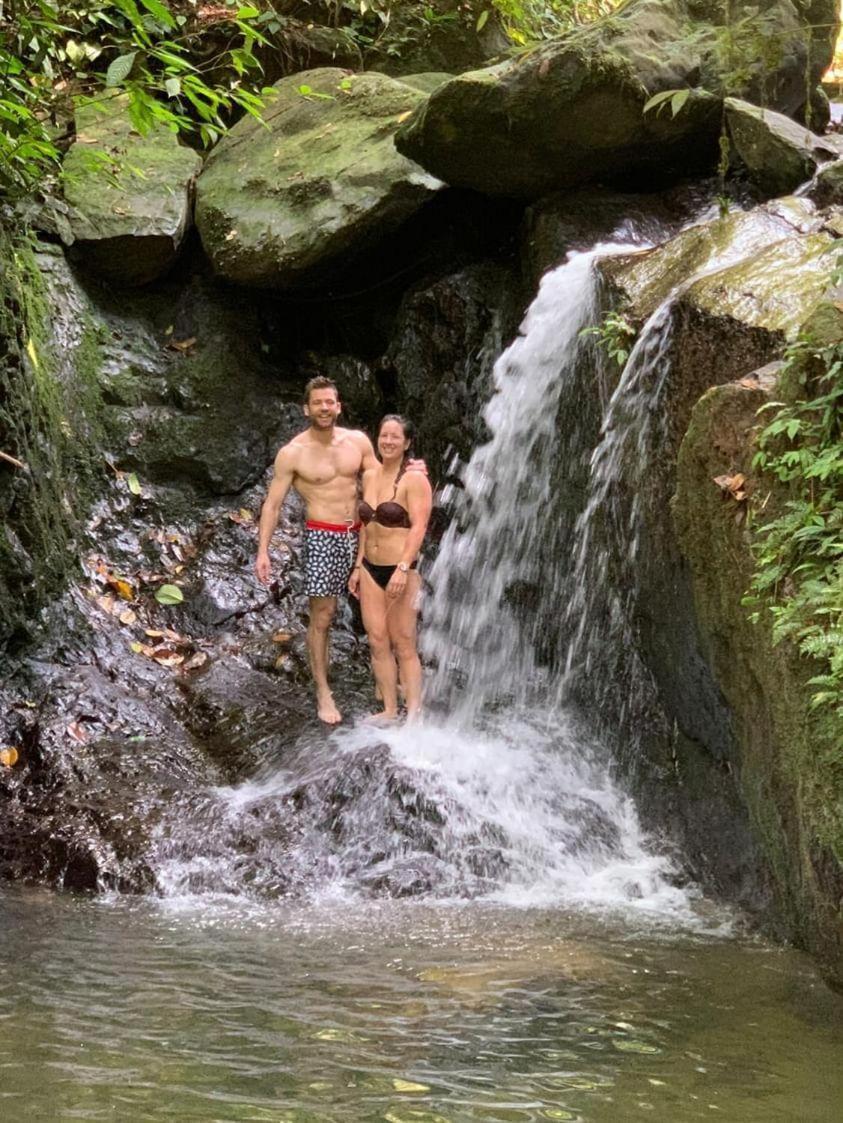 Wisma Batu Mandi Bukit Lawang Kültér fotó